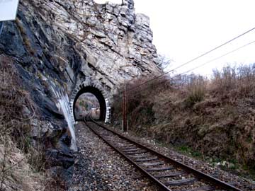 Tunnel - Teufelsmauer - Ansicht aus Richtung Schwallenbach kommend