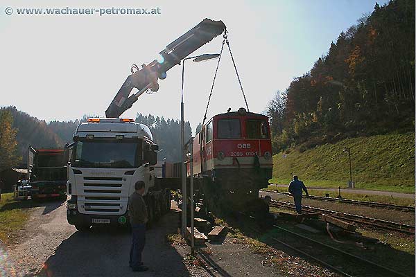 Ybbstalbahn_Drehgestell Wechsel an der 2095 010-1 am 22-10-2010