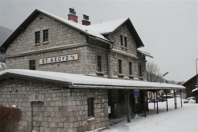 Bahnhof ST. Aegyd am Neuwalde, Hauptgebude, 11.Dez. 2010